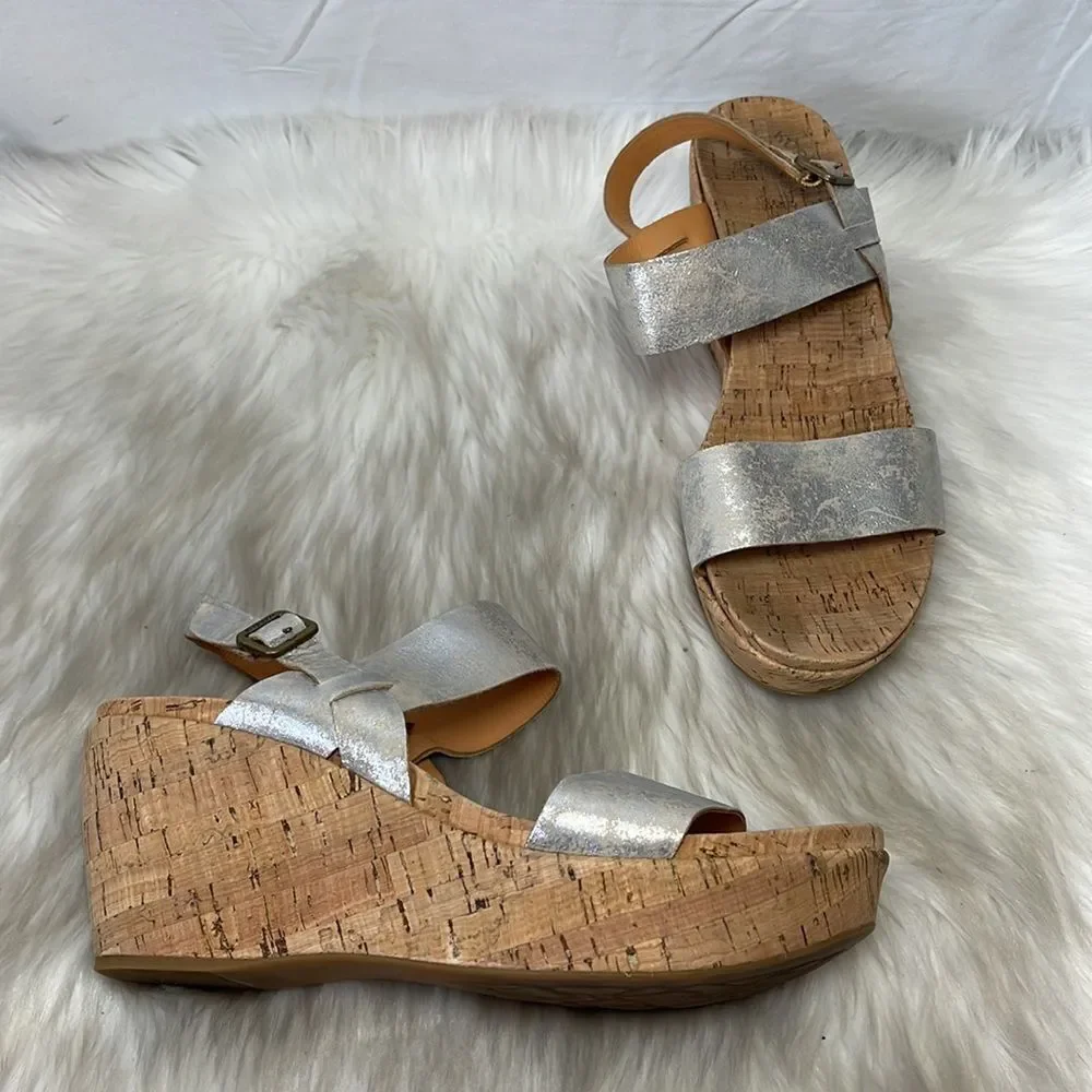 Kork-Ease Silver Crackle Leather Strappy Cork Platform‎ Sandals Sz 11